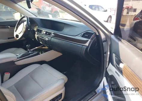 2014 Lexus Gs 350 из США, поврежденный, VIN JTHCE1BL6E5022959